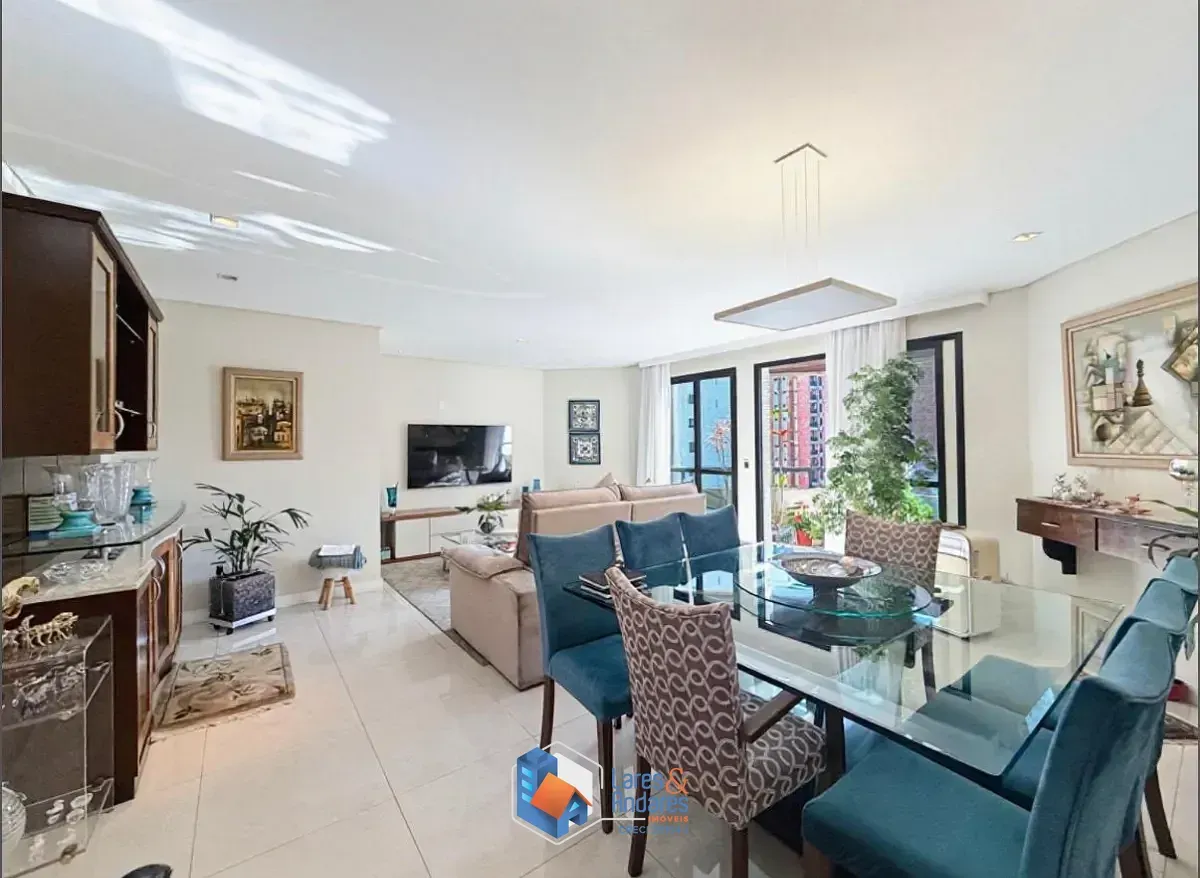 Foto do imóvel Apartamento para venda em Moema com 3 quartos, sendo 3 suítes, 140m² em Rua Canário