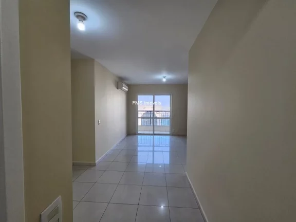 Imagem 2 Dormitórios sendo 1 suíte à venda no Morro dos Ingleses