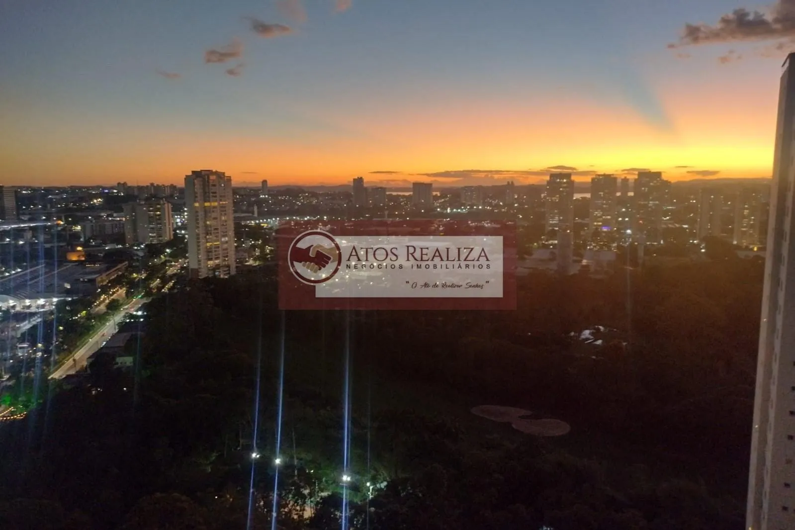 Imagem Chegou a sua Oportunidade de Morar em um Clube no Jardim Marajoara. Apartamento para venda com 3 quartos, 149m² IEPÊ Golf Condominium. VALOR: R$ 1. 650 000 Condomínio: R$ 1.600 IPTU (anual): R$ 6.649 2 vagas de garagem 149 m2 útil 3 dormitórios 3 suítes 4