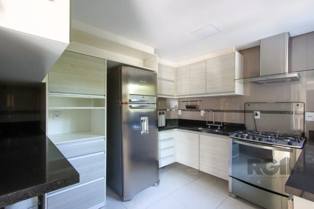 Imagem Casa Condominio para Venda - 233m², 3 dormitórios, sendo 1 suites, 2 vagas - Vila Assunção