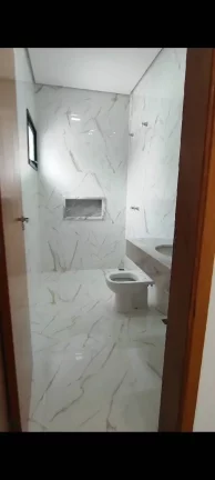 Imagem CASA TÉRREA COM 03 SUÍTES CONDOMINIO VILLAGIO WANEL