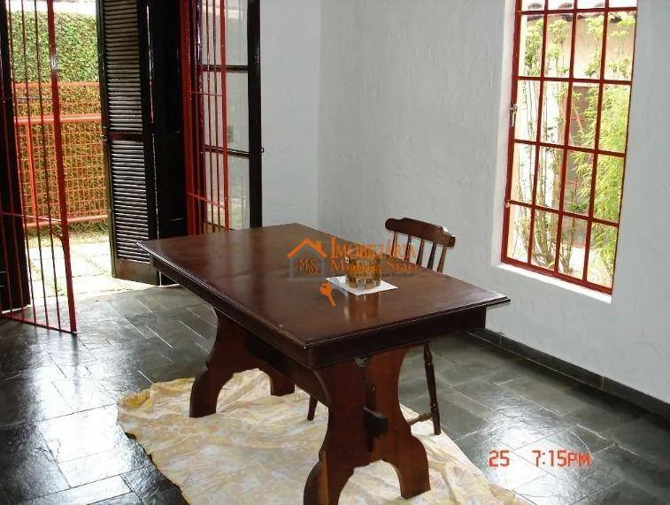 Imagem Casa com 4 dormitórios à venda, 350 m² por R$ 2.100.000,00 - Vila Rosália - Guarulhos/SP
