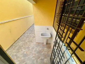 Imagem CASA REFORMADA NO CAIÇARA - APENAS 400 METROS DA PRAIA!