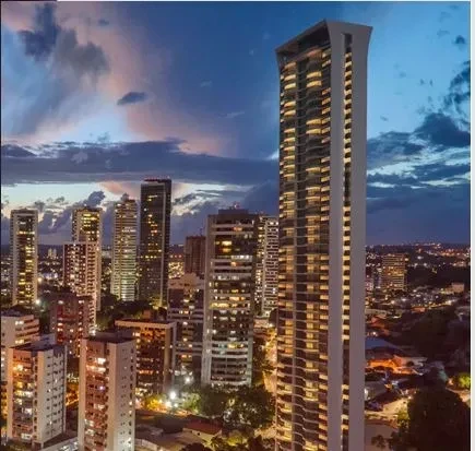 Imagem Apartamento com 3 Quartos à Venda, 141 m² em Casa Amarela - Recife
