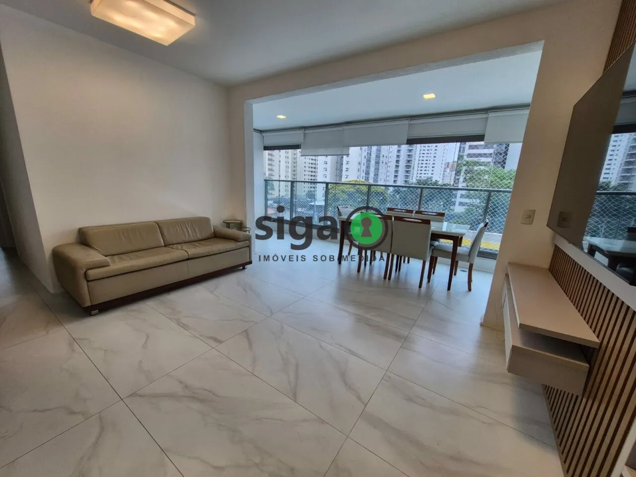 Imagem Apartamento a venda com 2 quartos em Moema SP