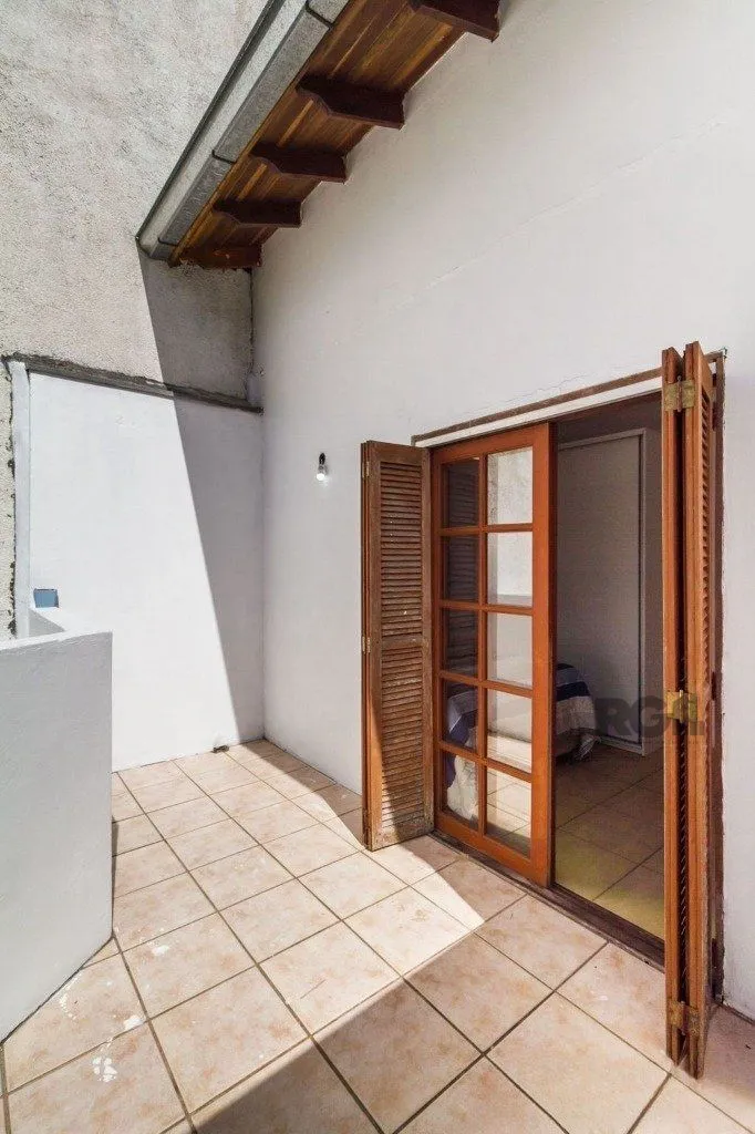 Imagem Casa de 117m² - 3 dormitórios e 1 vaga no bairro Hípica