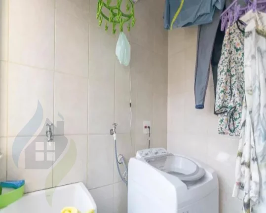Imagem Cobertura de 3 dormitórios, 3 banheiros, 2 vagas, com 174m² em Jardim, Santo André