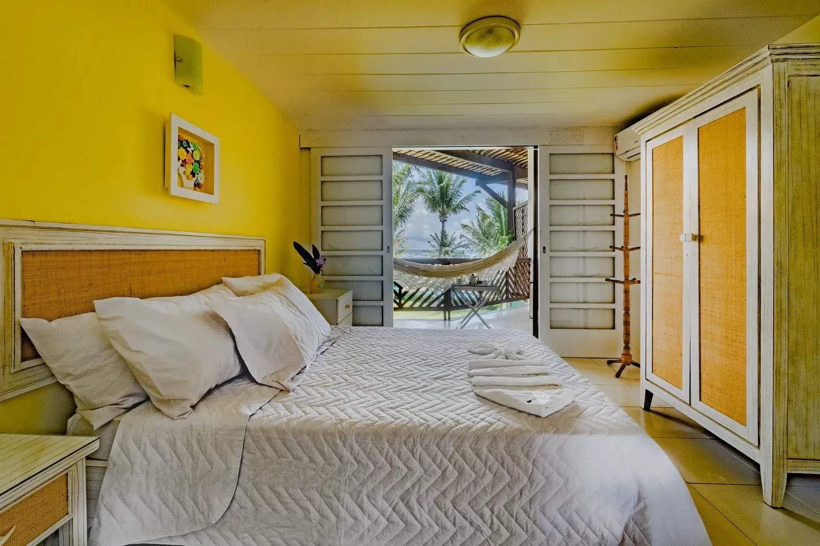 Imagem Apartamento com 4 Quartos para Alugar ou Temporada, 116 m² em Praia do Forte - Mata de São João