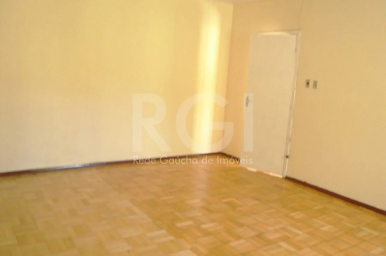 Imagem Casa com 2 Quartos e 1 banheiro à Venda, 124 m² Vila Jardim