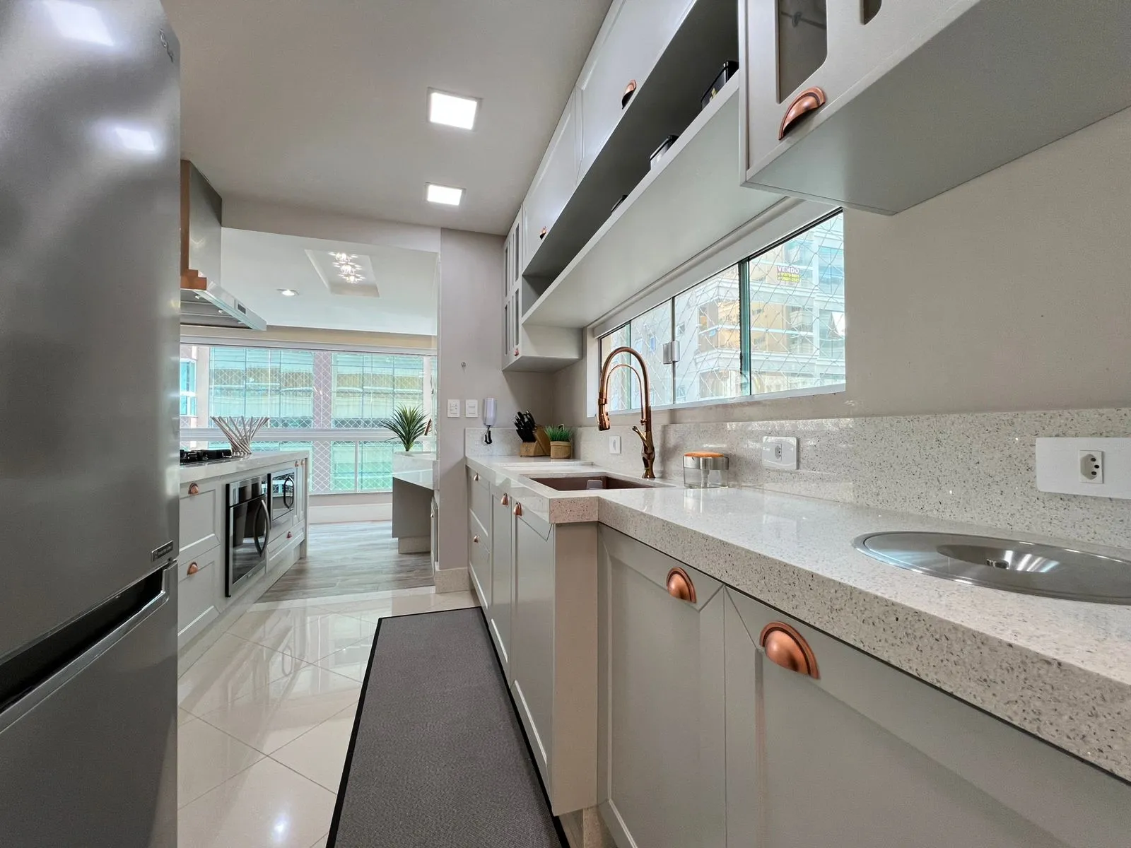 Imagem Apartamento à venda com 130m2 por R$ 2.690.000,00