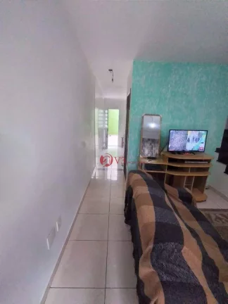 Imagem Sobrado com 2 dorms, e suites, garagem para 3 carros, a 10 minutos do metro Patriarca