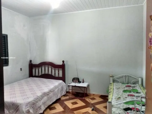 Imagem Casa com 2 Quartos à Venda, 115 m² em Vila São Jorge - Ituverava
