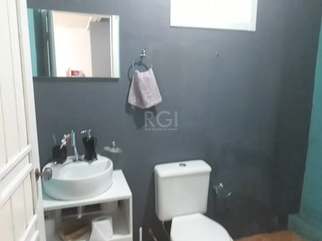 Imagem Casa para Venda - 120m², 2 dormitórios, 4 vagas - Cavalhada