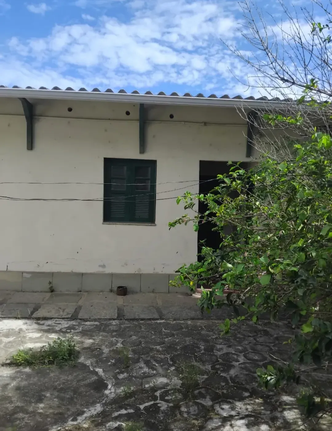 Imagem Casa com 3 Quartos à Venda, 598 m² em  - 