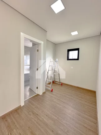 Imagem Casa de Condomínio em Sítio do Rosário - Santana de Parnaíba, SP