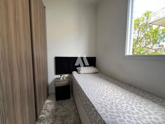 Imagem Casa à venda com 2 dormitórios e 1 suite - Embaré / Santos