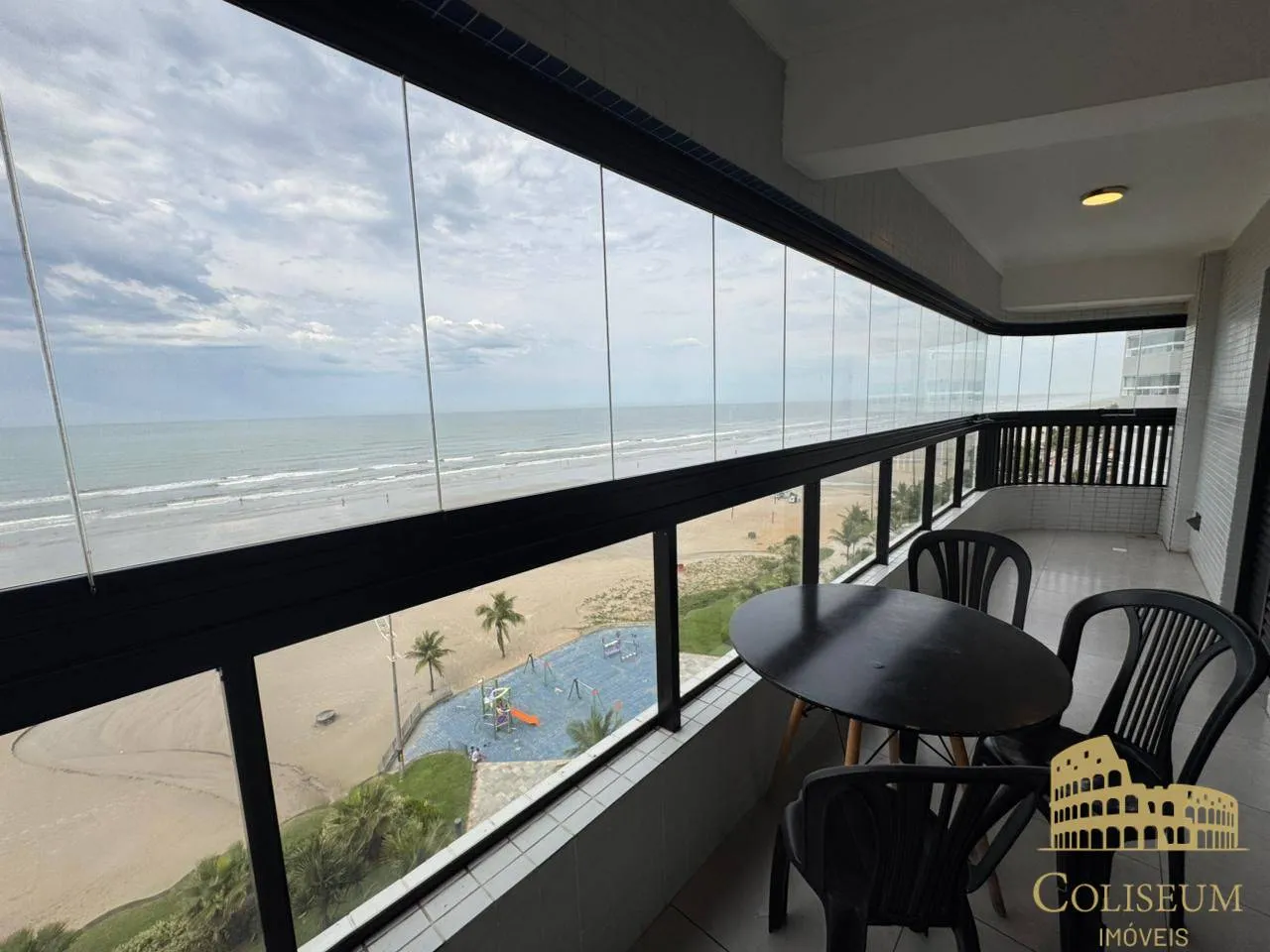 Imagem Frente Mar, Apto 2 Dorms c/1 suíte, mobiliado, 1 vaga, lazer copmpleto - Baln Maracanã