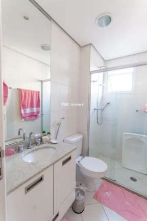 Imagem Apartamento à venda na Vila Olímpia com 3 suítes, 2 salas, 4 banheiros, 3 vagas, 137m².