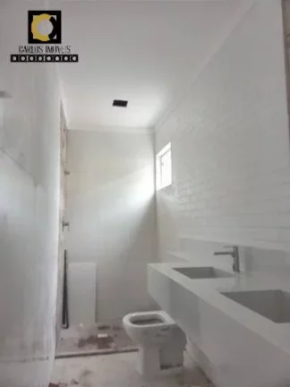 Imagem Sobreposta linda com 3 dormitórios a venda no Embaré