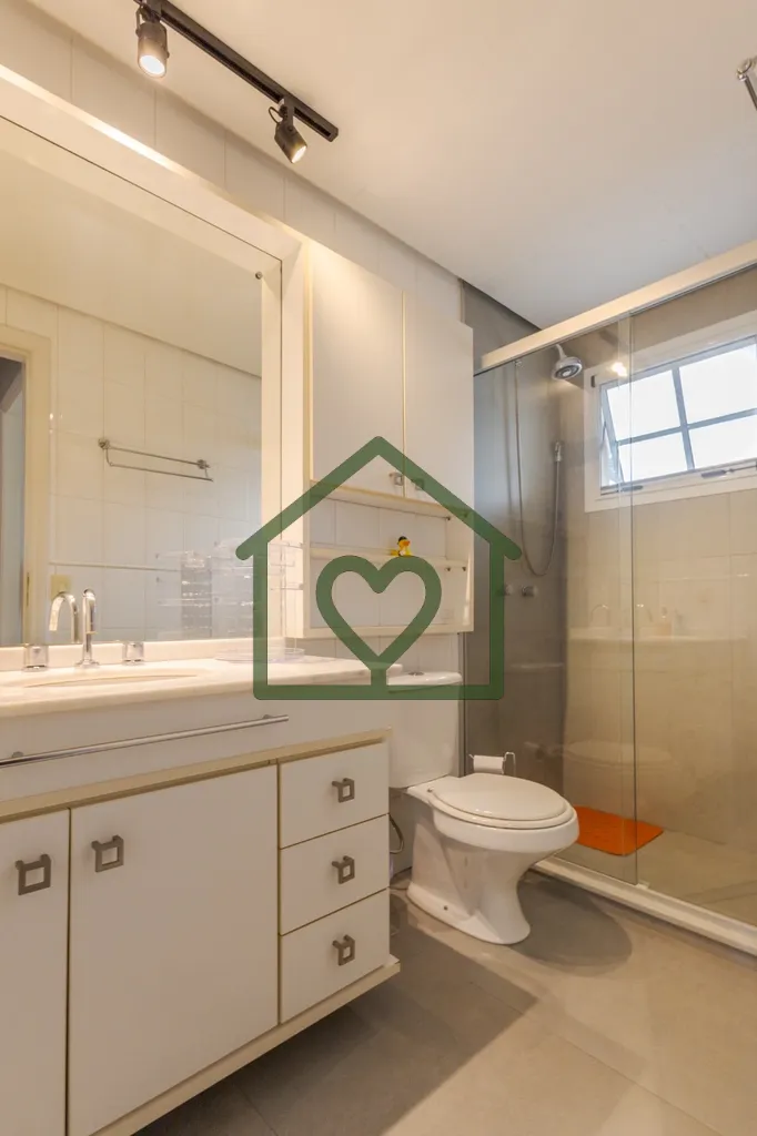 Imagem Casa semimobiliada em condomínio com infraestrutura completa, localizada no bairro Jardim Carvalho,...