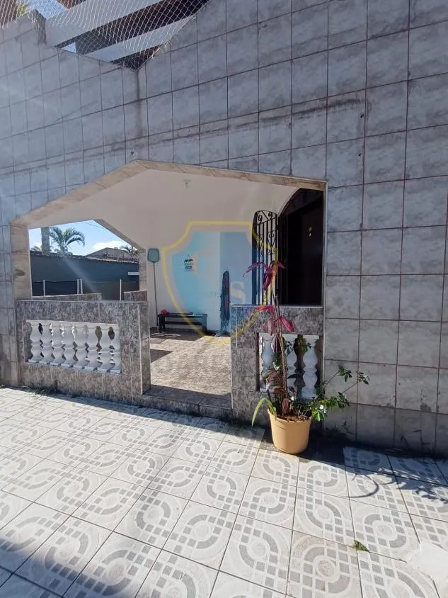 Imagem Casa 3 dorms um Suíte e Piscina