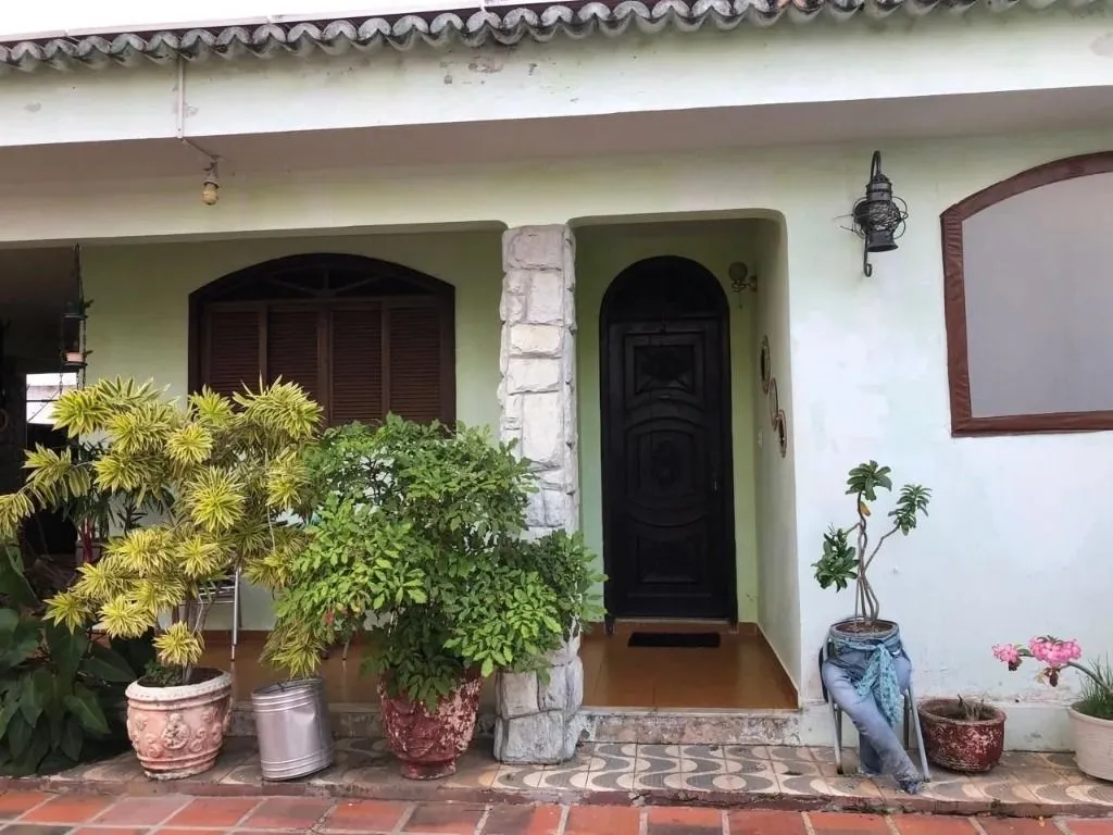 Imagem Casa à venda, 560 m² por R$ 1.399.997,00 - Lagoa Nova - Natal/RN