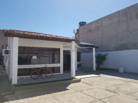 Foto do imóvel Casa com 3 Quartos à Venda, 222 m² em Atalaia - Aracaju