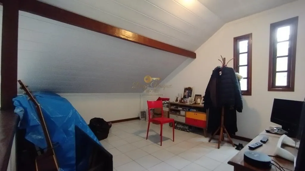 Imagem Casa em Condomínio para Venda em Teresópolis / RJ no bairro Granja Guarani