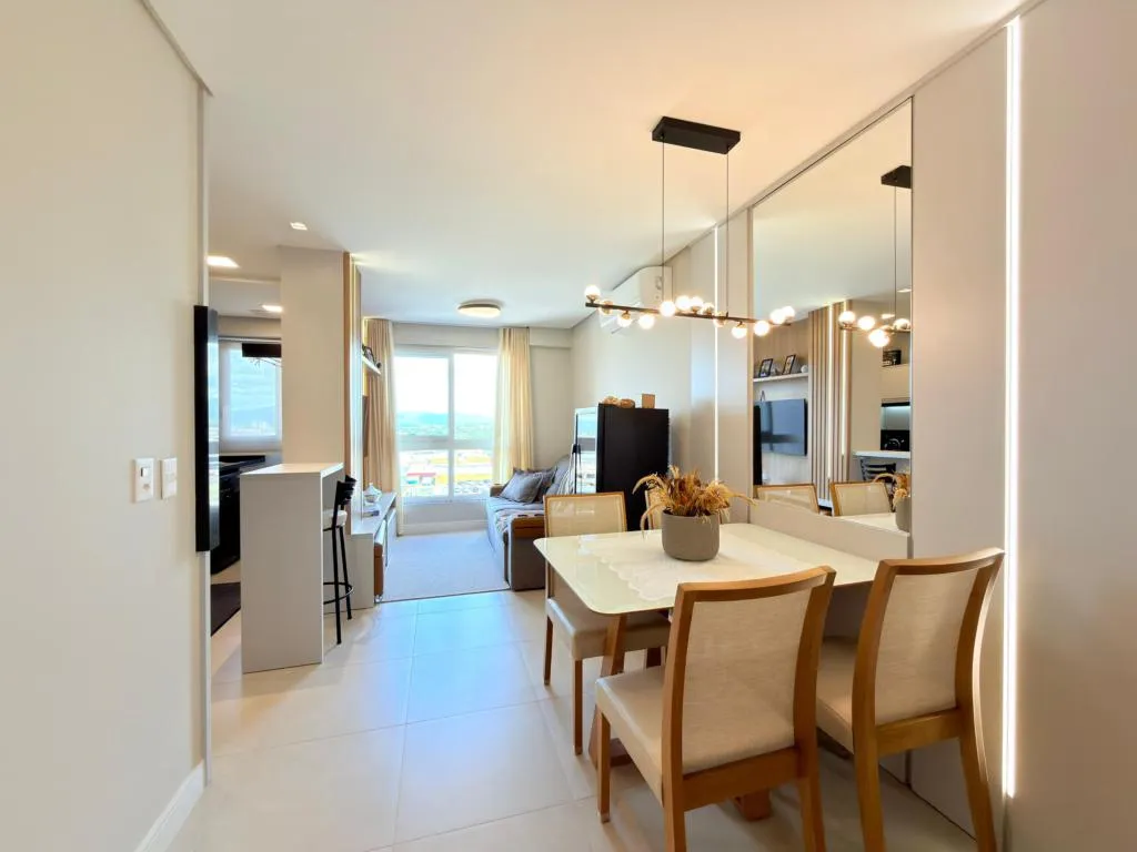 Imagem Apartamento 2Dórmitórios dependência - Bairro Zona Nova