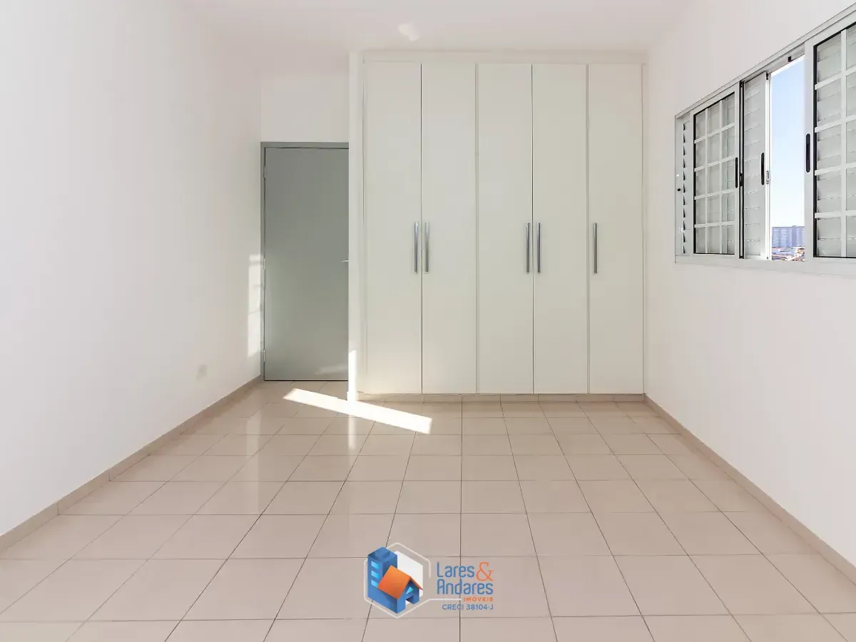 Imagem Sobrado para venda em Vila Iório com 2 quartos, 150m²