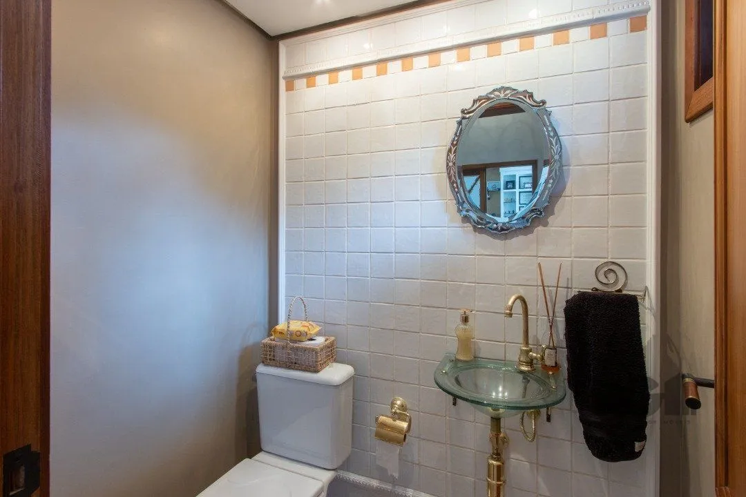 Imagem Casa para Venda com 4 dormitórios, sendo 2 suites e 4 vagas no bairro Jardim Isabel