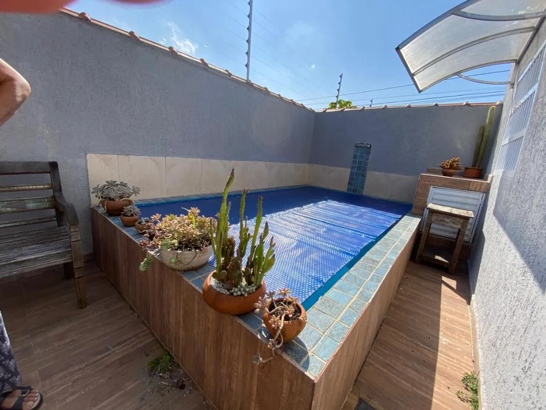 Imagem LINDA CASA EM CONDOMINIO COM PISCINA A 800 METROS DO MAR NO CIBRATEL II EM ITANHAEM