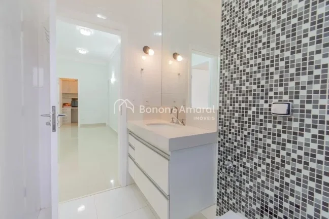 Imagem **Casa para locação no Swiss Park em Campinas com espaço, conforto e privacidade**

Excelente cas...