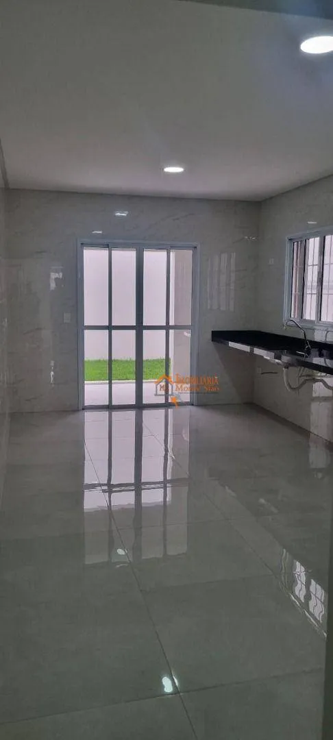 Imagem Sobrado com 3 dormitórios à venda, 114 m² por R$ 820.000,00 - Center Ville - Arujá/SP