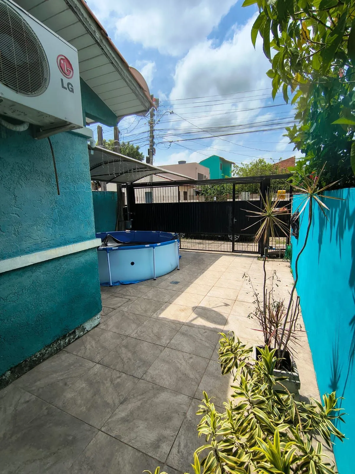 Imagem Casa semi mobiliada de 3 dormitorios no bairro Hipica