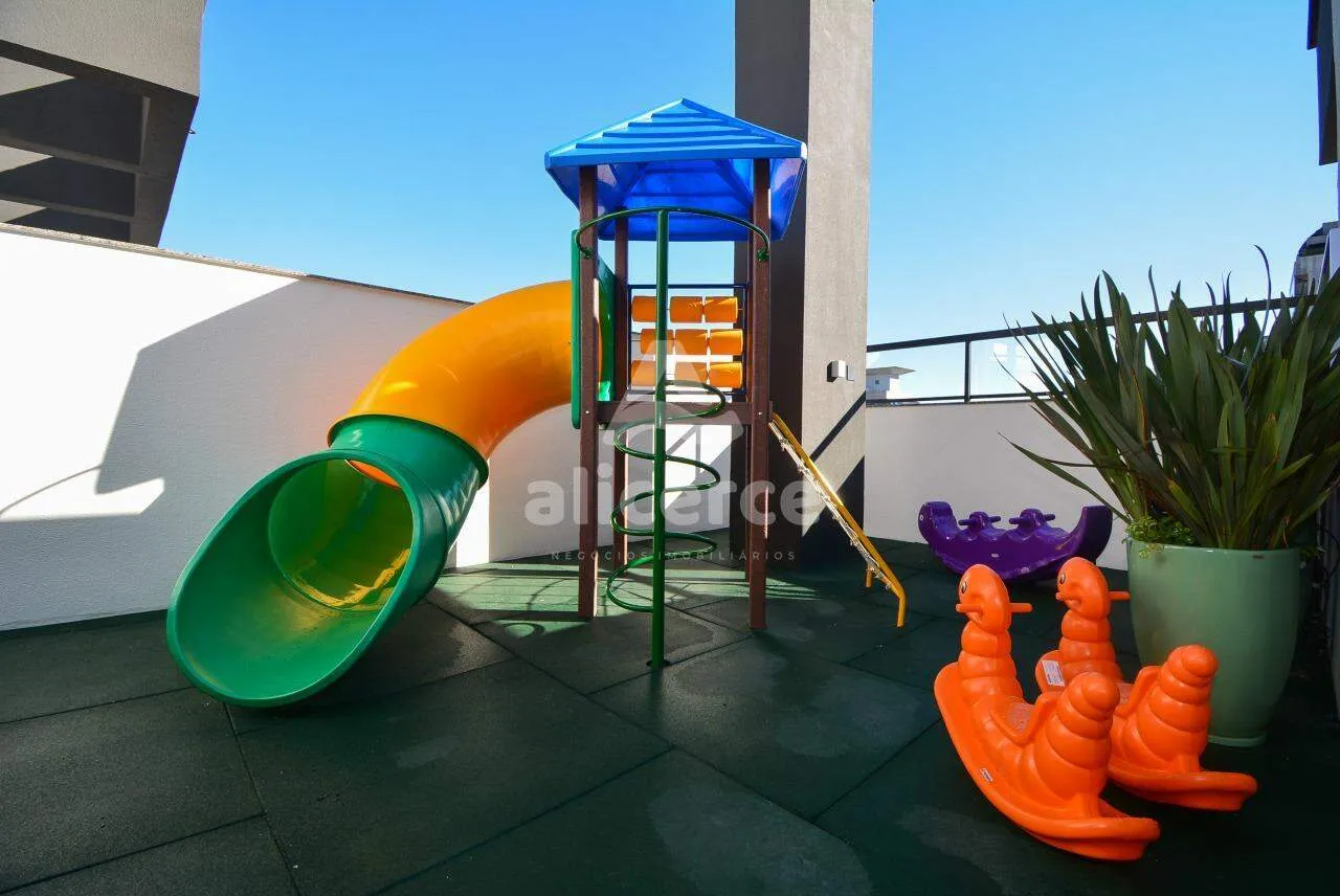Imagem Apartamento à venda com 3 quartos 3 suítes, 109m² em Centro Florianópolis
