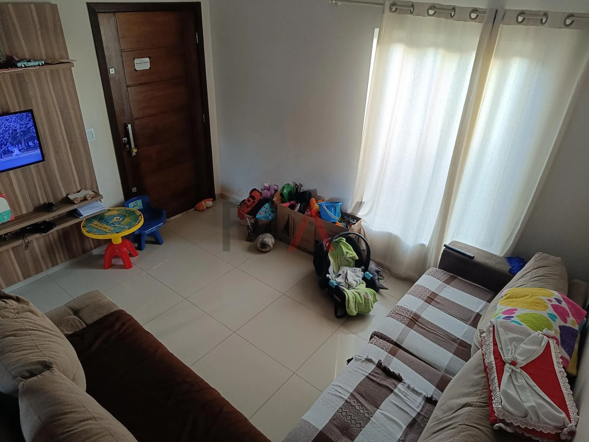 Imagem Sobrado à venda na Vila Carli contendo 300,00m de terreno em GUARAPUAVA PR