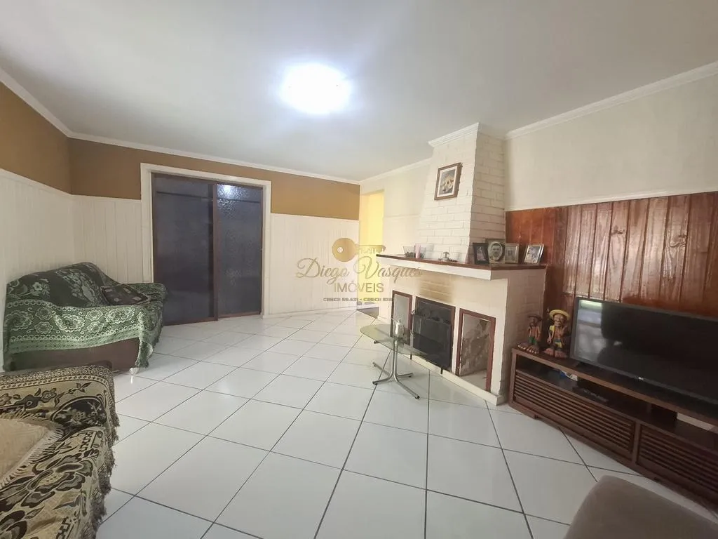 Imagem Casa para Venda em Teresópolis / RJ no bairro Três Córregos
