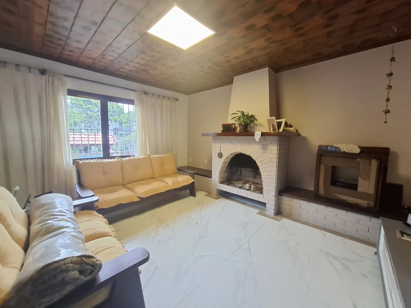 Imagem Casa para Venda em Teresópolis / RJ no bairro Várzea