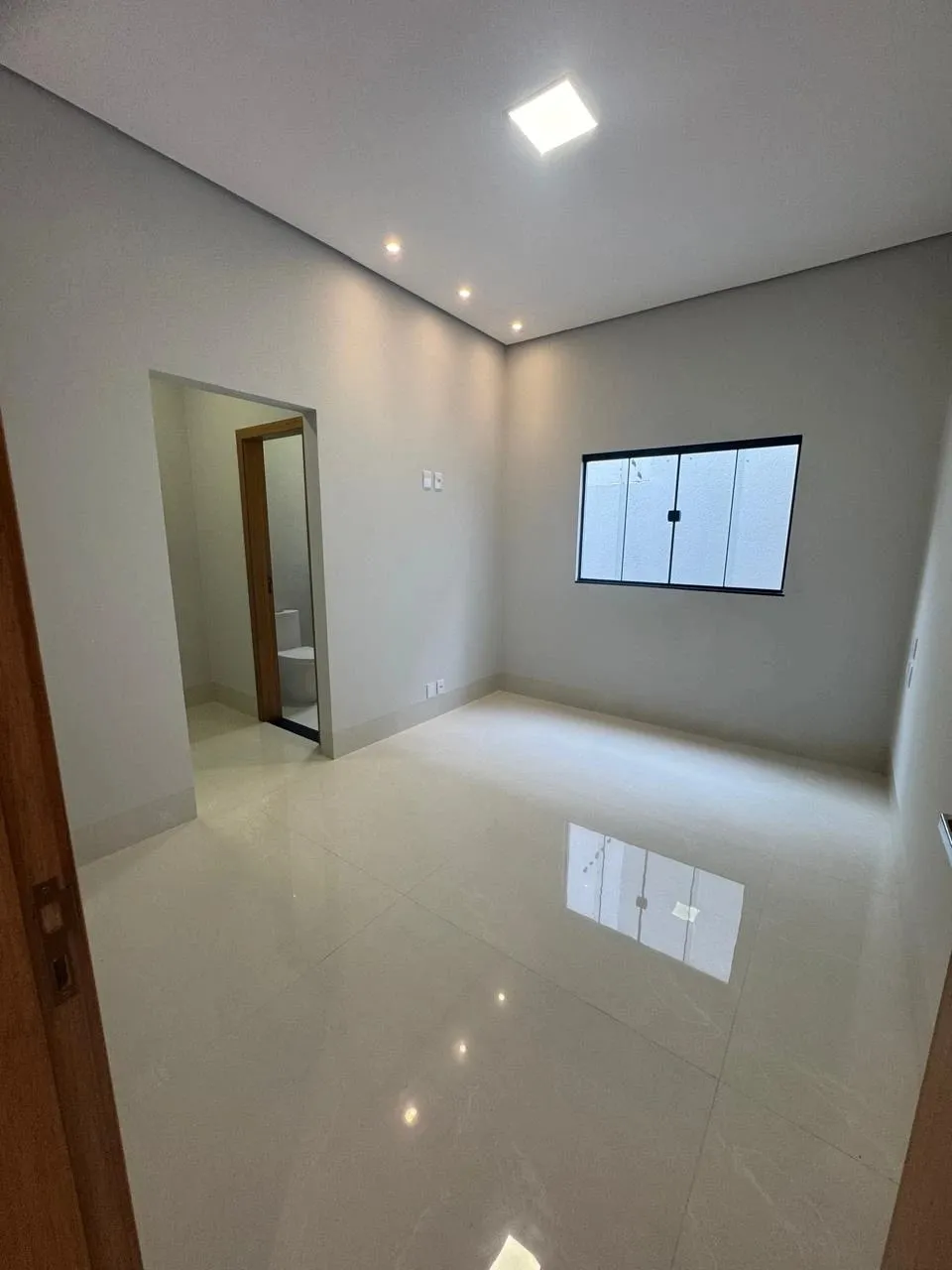 Imagem Casa com 3 quartos e quintal em Cuiabá Santa Cruz II