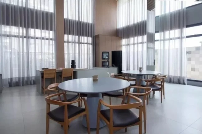 Imagem LE HAVRE - Apartamento de 89m² (Revenda Kallas), MOBILIADO e com VARANDA ESTENDIDA!!