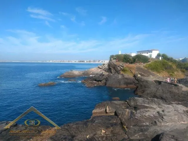 Imagem Casa em Condomínio para Venda em Cabo Frio / RJ no bairro Jardim Náutilus