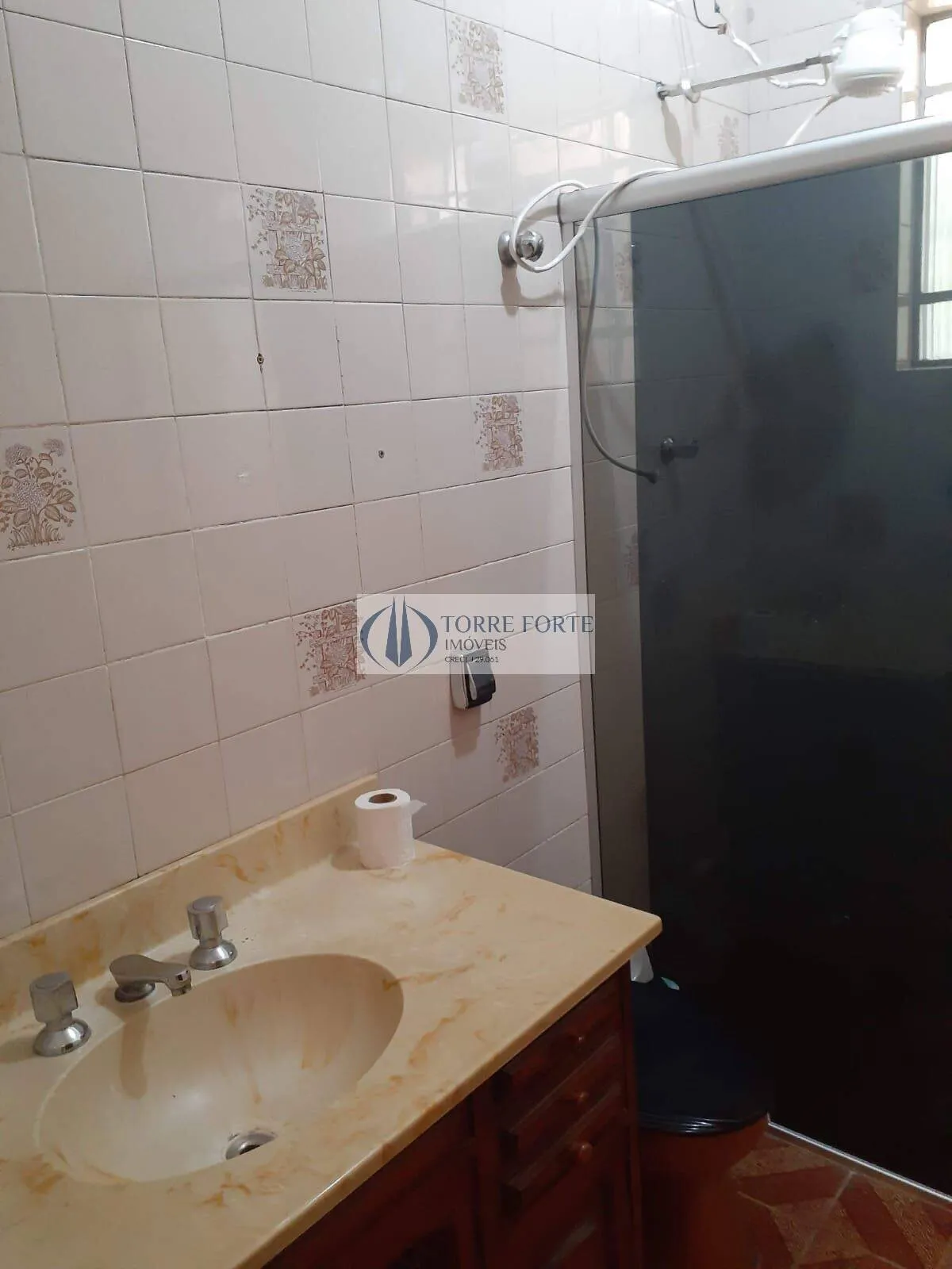 Imagem Casa Térrea, 180 m², 3 dormitórios sendo 2 suítes, Próximo AV ITINGUÇU
