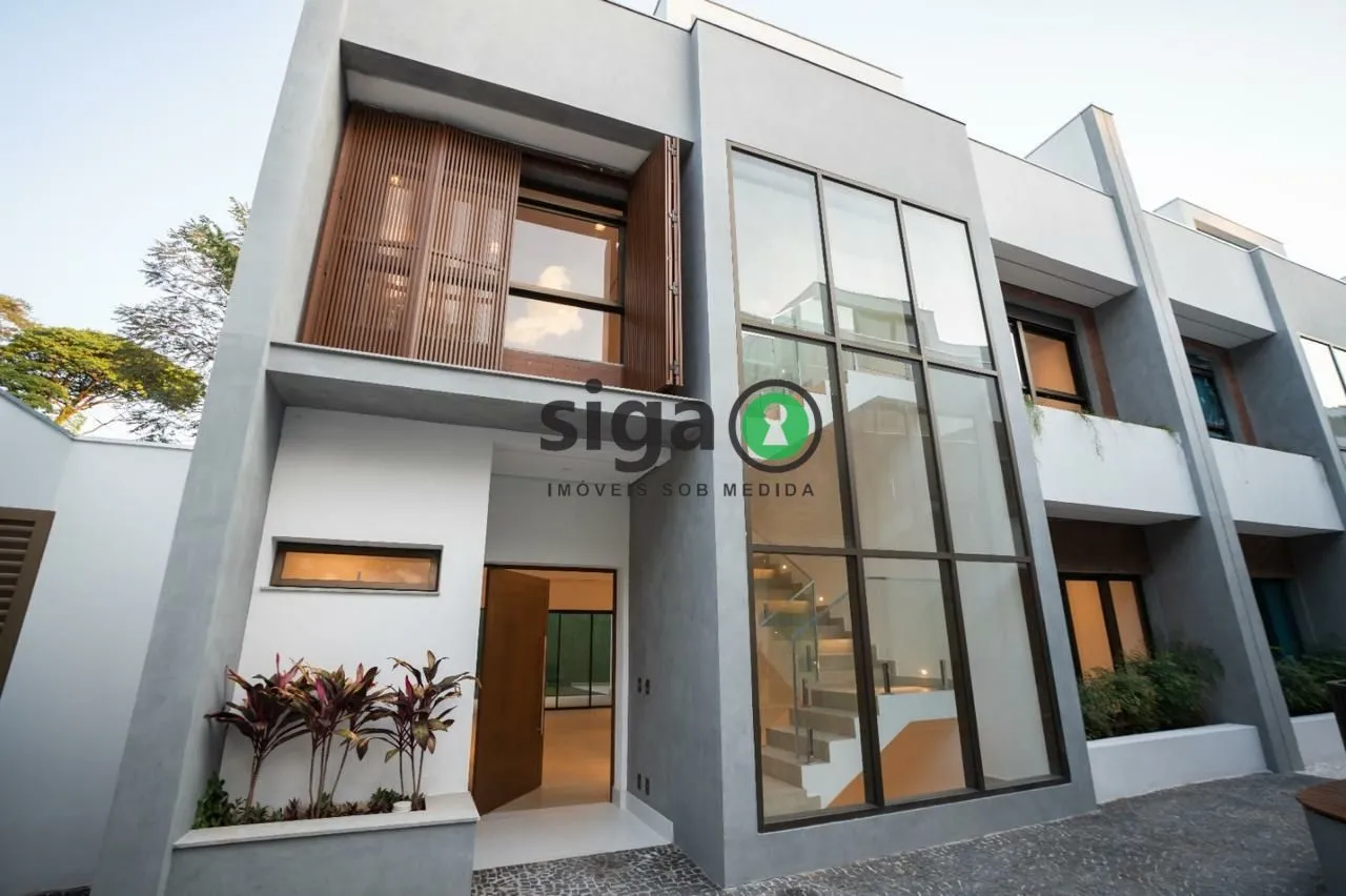 Foto do imóvel Casa em Condomínio fechado, a venda ,com 4 quartos, sendo 2 suites, 4 vagas, no Alto da Boa Vista.