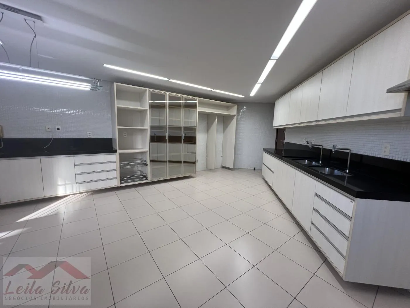 Imagem Apartamento de Alto Padrão 346m² à Venda no Edificio Grand Mond, bairro Jóquei | Teresina PI