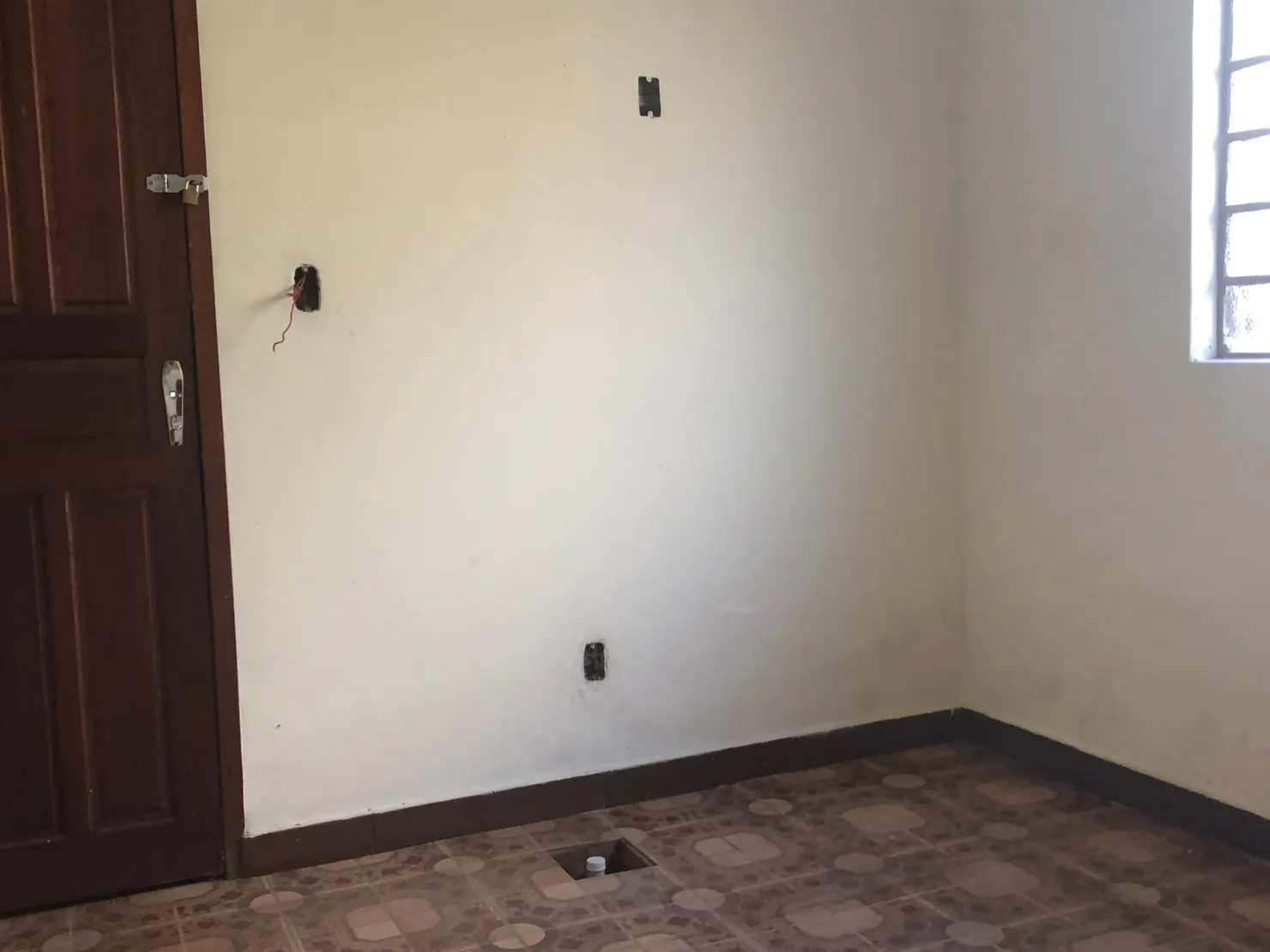 Imagem Comercial à venda 2 Quartos, 1 Vaga, 224.2M², Centro, Pindamonhangaba - SP