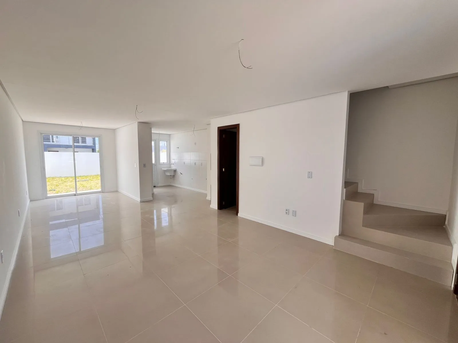 Imagem Casa no Bairro Aberta dos Morros - 3 Dormitórios Sendo 1 Suíte