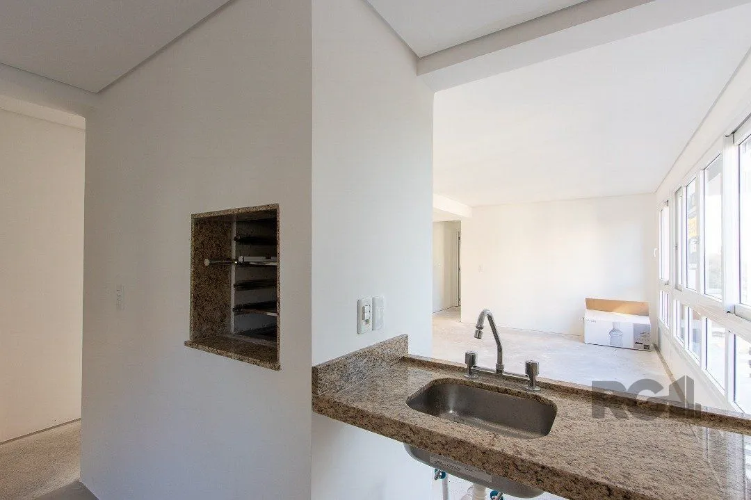 Imagem Cobertura para Venda - 214.34m², 3 dormitórios, sendo 3 suites, 2 vagas - Tristeza