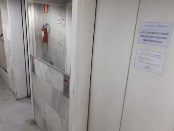 Imagem EXCELENTE SALA NO BARRO PRETO. OPORTUNIDADE!!!!!!