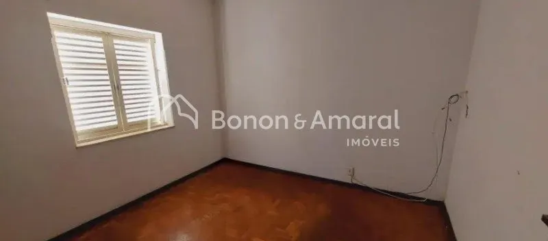 Imagem **Oportunidade Imperdível: Casa Térrea à Venda no Barão Geraldo - Campinas/SP**